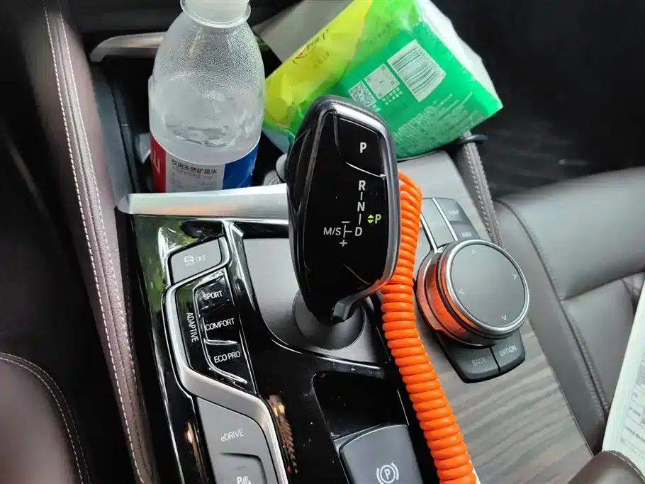 BMW 5 Series PHEV 2019 530Le Luxury Package — миниатюра 16