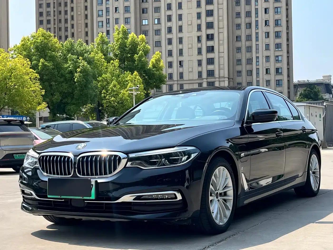 BMW 5 Series PHEV 2019 530Le Pioneer Edition — миниатюра 1