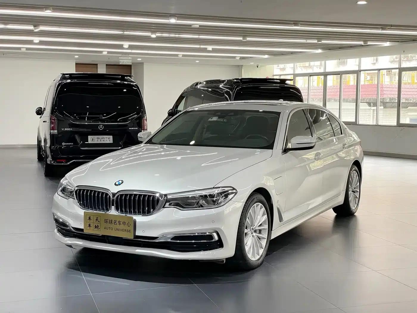 BMW 5 Series PHEV 2019 Facelift 530Le Pioneer Edition — миниатюра 1
