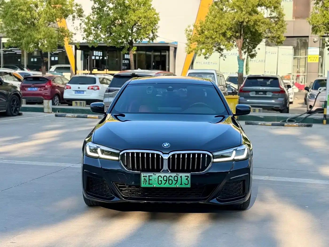 BMW 5 Series PHEV 2022 Facelift 535Le M Sport Package — миниатюра 3