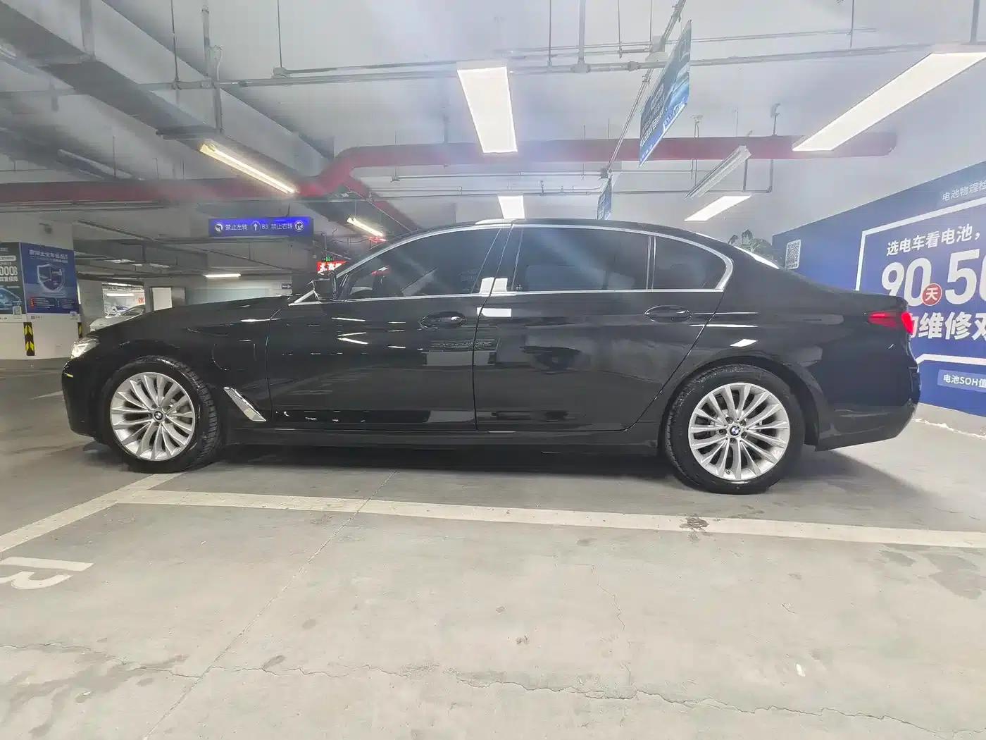 BMW 5 Series PHEV 2021 535Le Luxury Package — миниатюра 8
