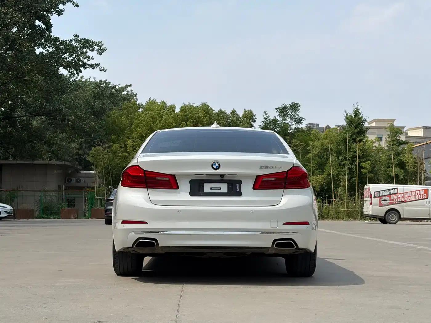 BMW 5 Series PHEV 2019 Facelift 530Le Pioneer Edition — миниатюра 22