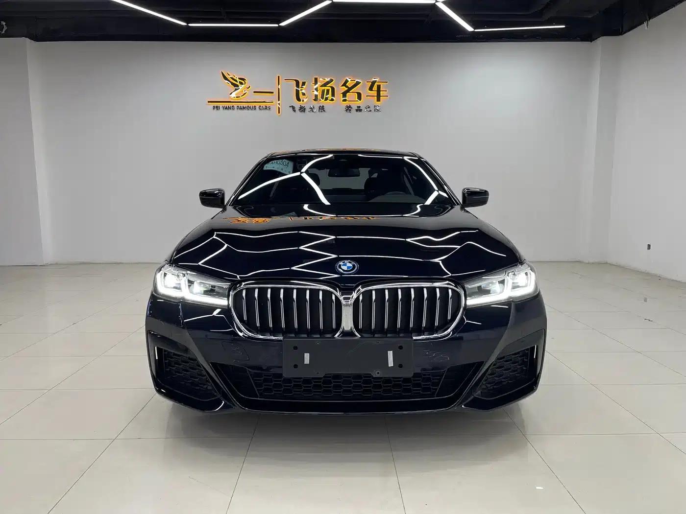 BMW 5 Series PHEV 2022 535Le M Sport Package — миниатюра 2