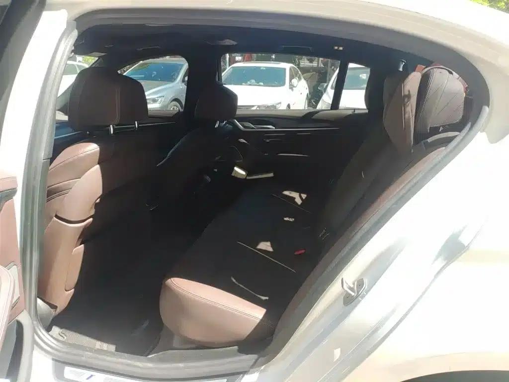 BMW 5 Series PHEV 2021 Facelift 535Le Pioneer Edition M Sport Package — миниатюра 18