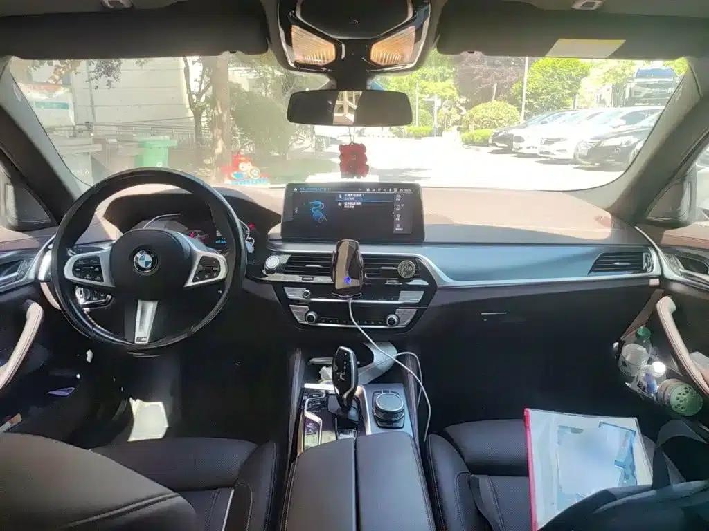 BMW 5 Series PHEV 2021 Facelift 535Le Pioneer Edition M Sport Package — миниатюра 10