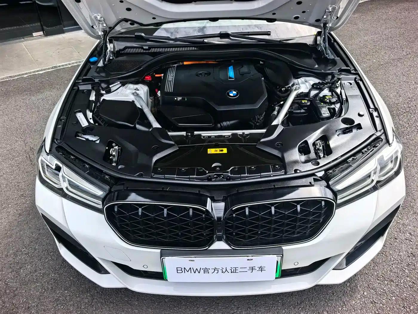 BMW 5 Series PHEV 2021 535Le M Sport Package — миниатюра 3