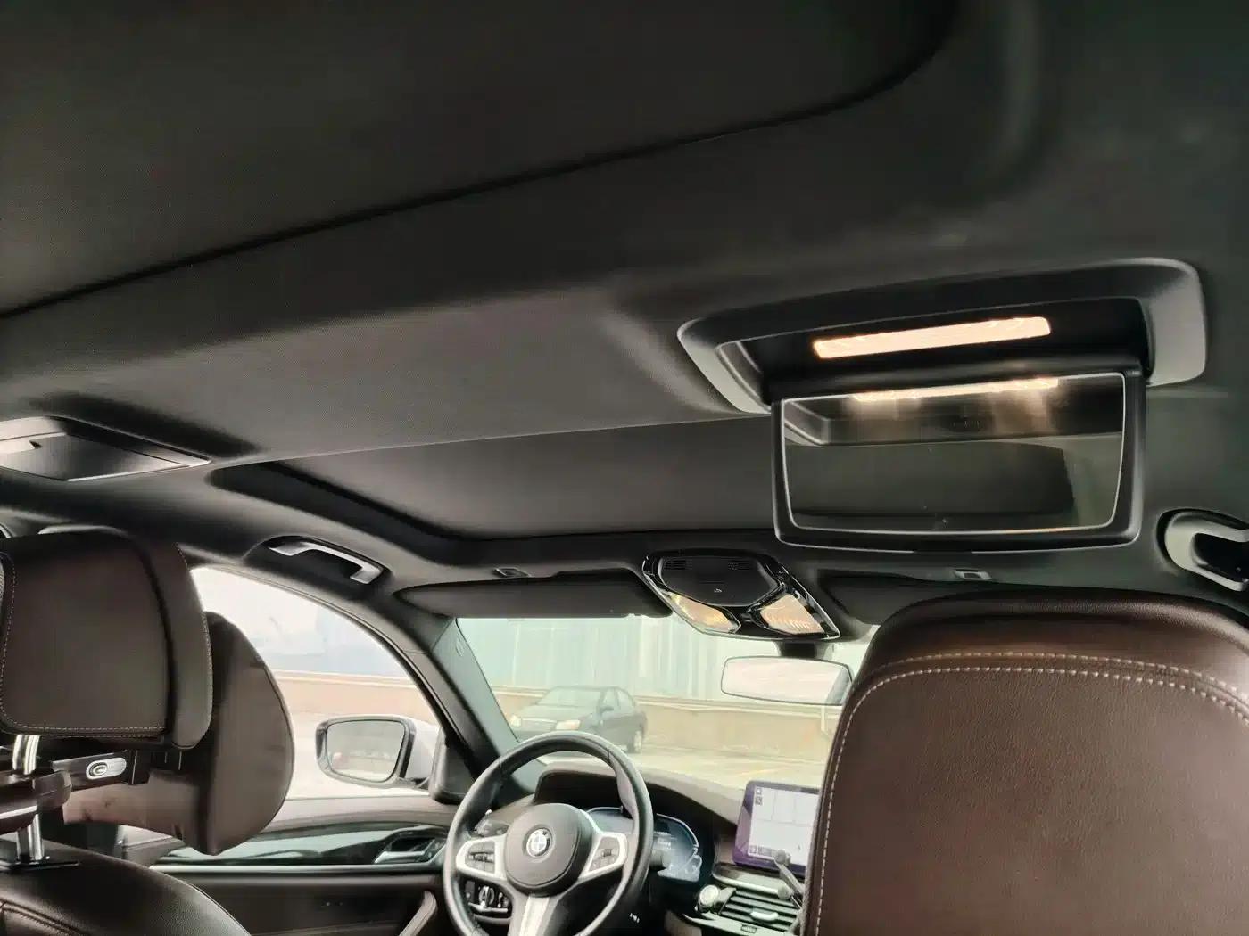 BMW 5 Series PHEV 2021 Facelift 535Le Pioneer Edition M Sport Package — миниатюра 14