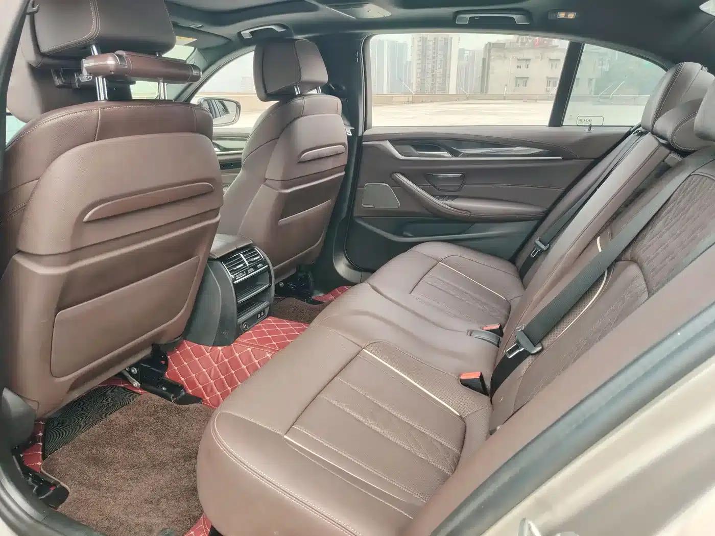 BMW 5 Series PHEV 2021 Facelift 535Le Pioneer Edition M Sport Package — миниатюра 6