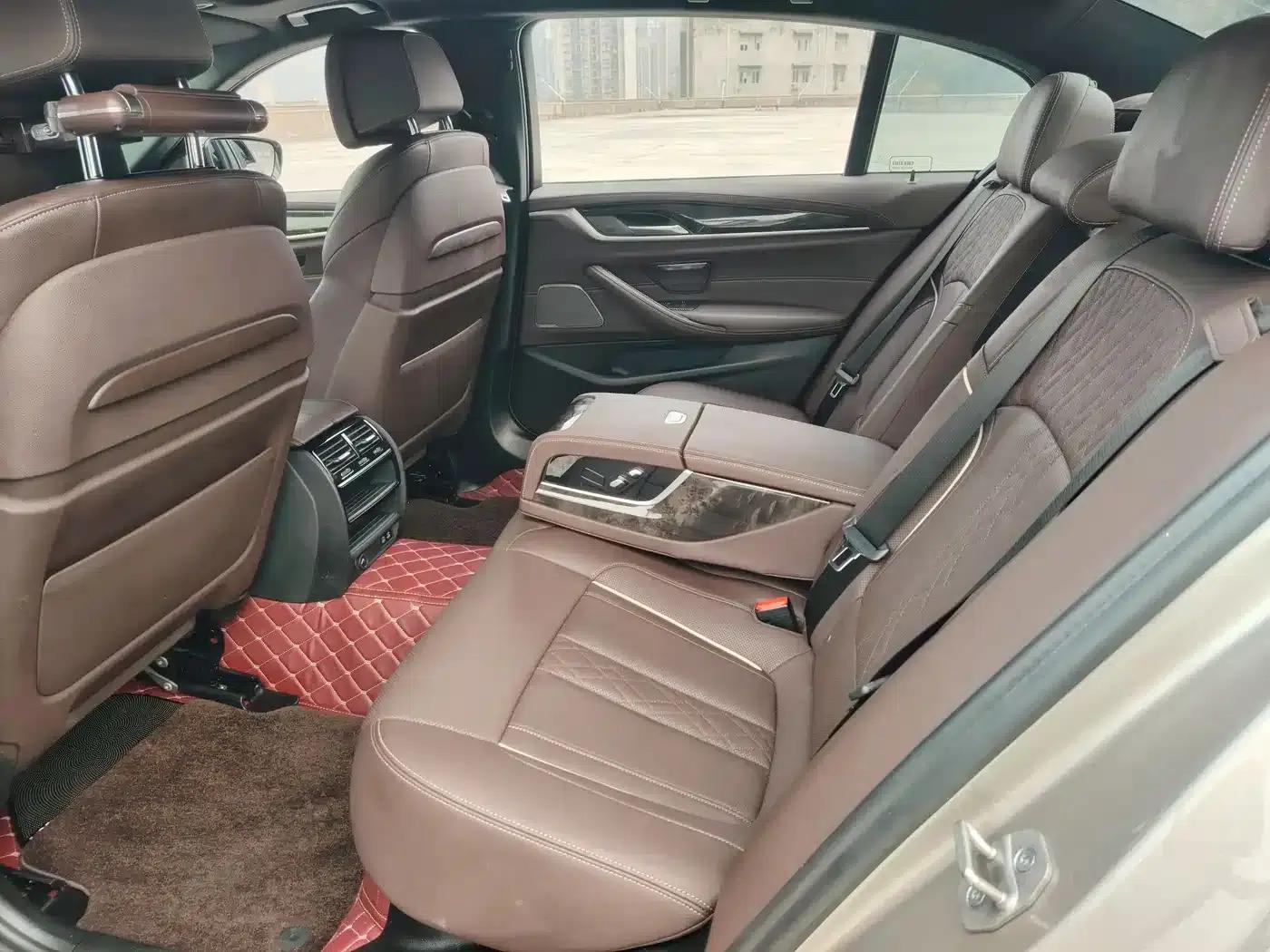 BMW 5 Series PHEV 2021 Facelift 535Le Pioneer Edition M Sport Package — миниатюра 7