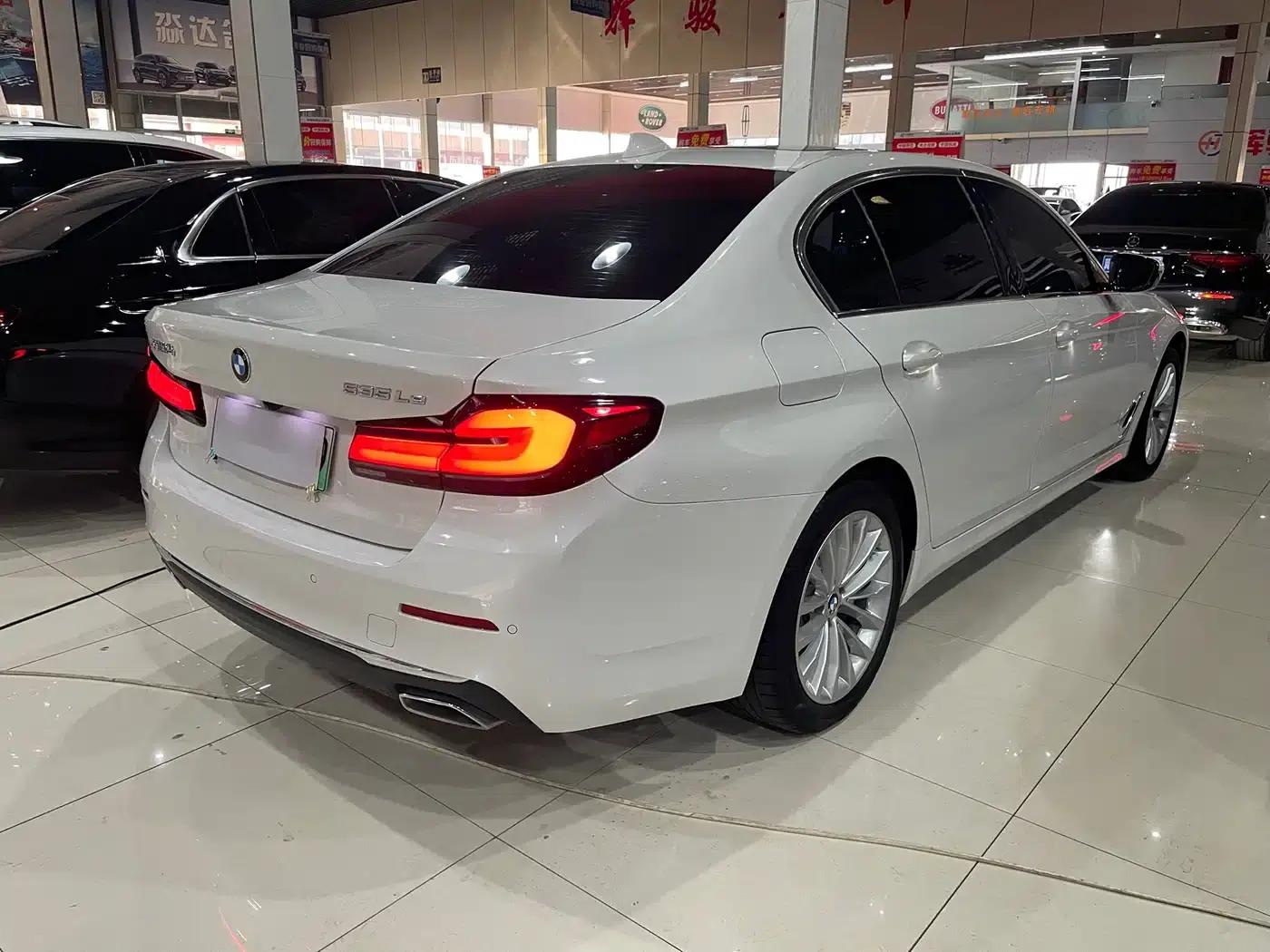 BMW 5 Series PHEV 2021 535Le Luxury Package — миниатюра 4