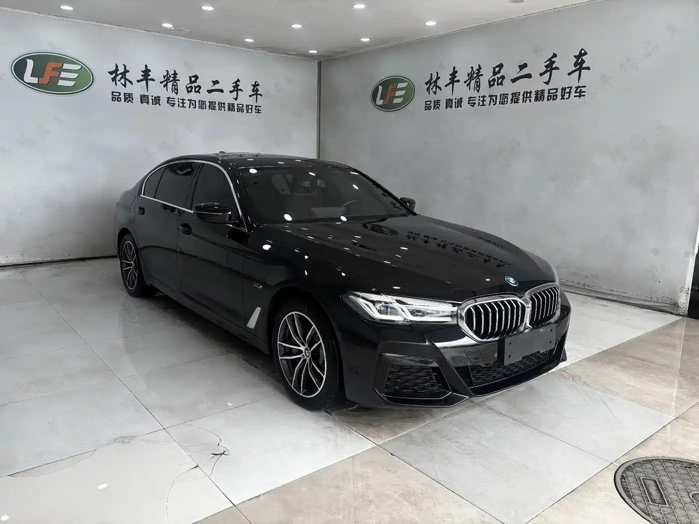 BMW 5 Series PHEV 2022 Facelift 535Le M Sport Package — миниатюра 3