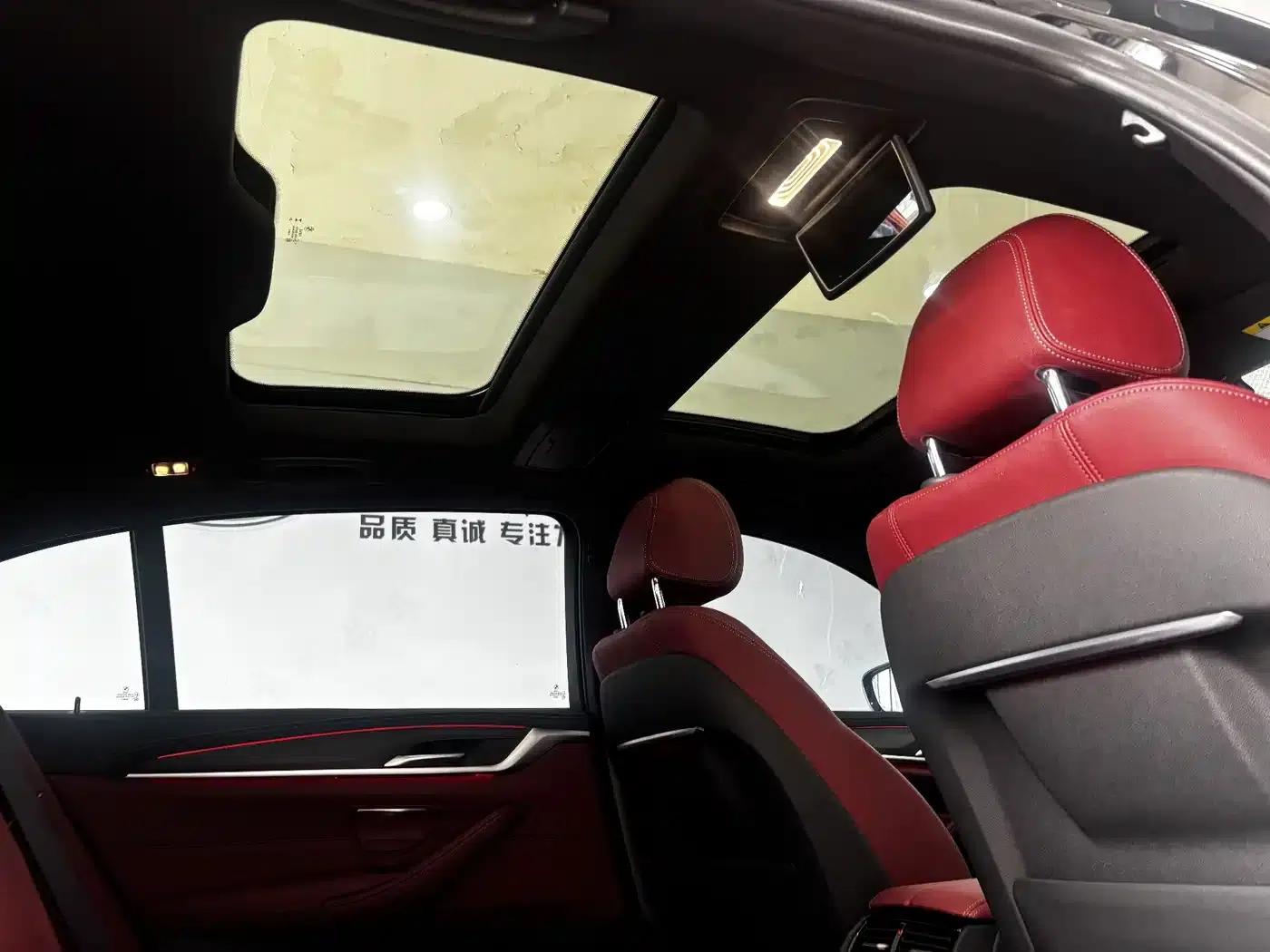 BMW 5 Series PHEV 2022 Facelift 535Le M Sport Package — миниатюра 30