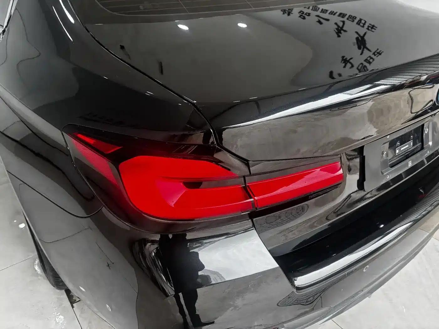 BMW 5 Series PHEV 2022 Facelift 535Le M Sport Package — миниатюра 9
