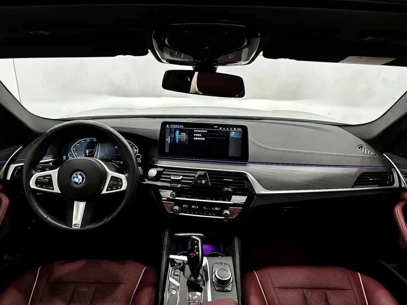 BMW 5 Series PHEV 2022 Facelift 535Le M Sport Package — миниатюра 8