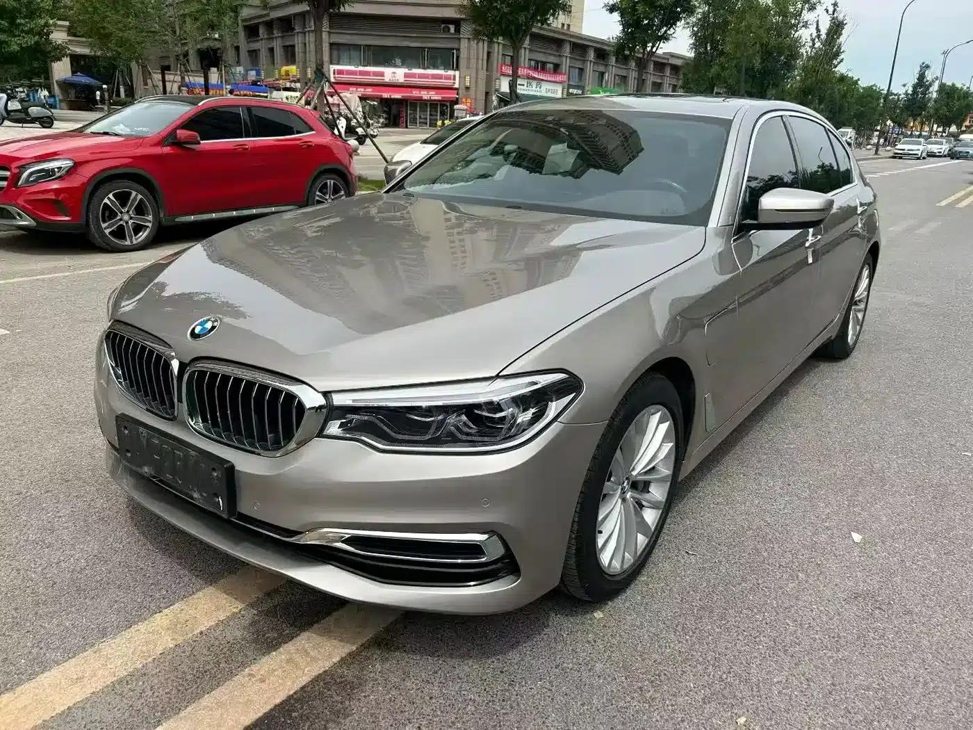 BMW 5 Series PHEV 2020 Mileage Upgrade Edition 530Le Luxury Package — миниатюра 1