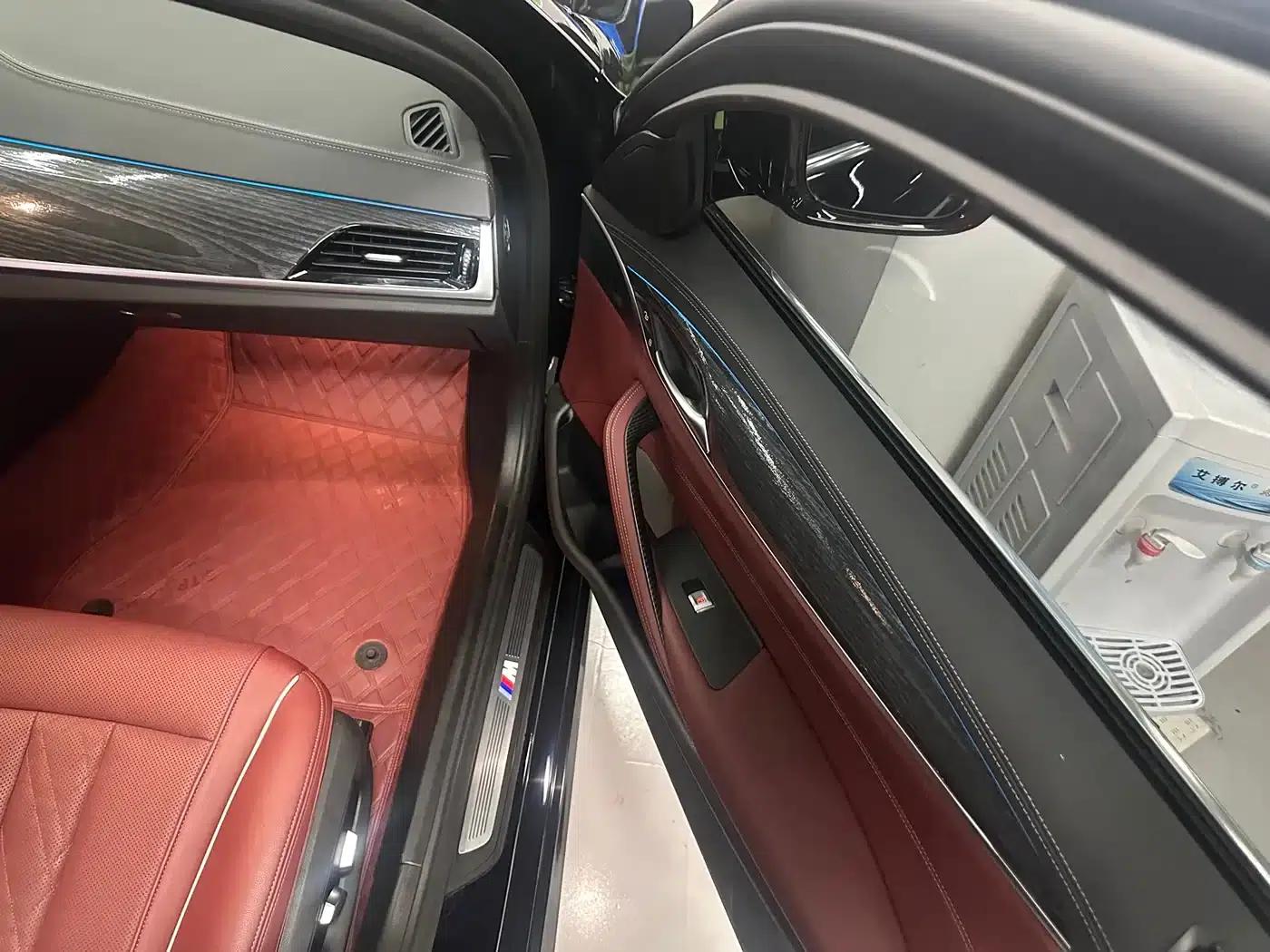 BMW 5 Series PHEV 2022 Facelift 535Le M Sport Package — миниатюра 17