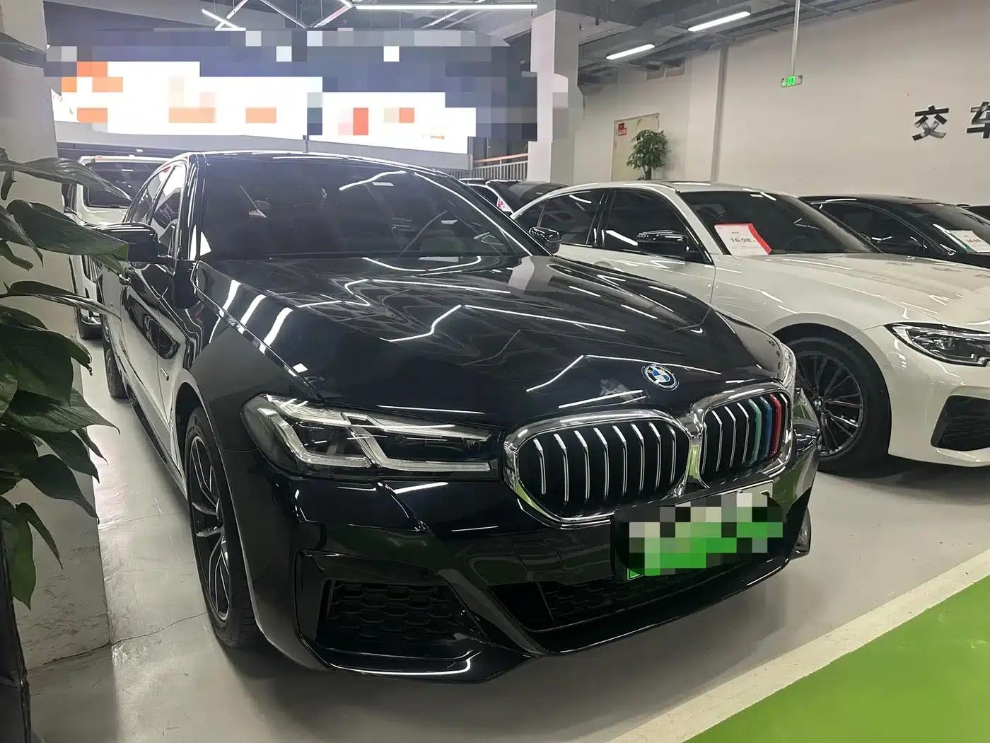 BMW 5 Series PHEV 2022 Facelift 535Le M Sport Package — миниатюра 3