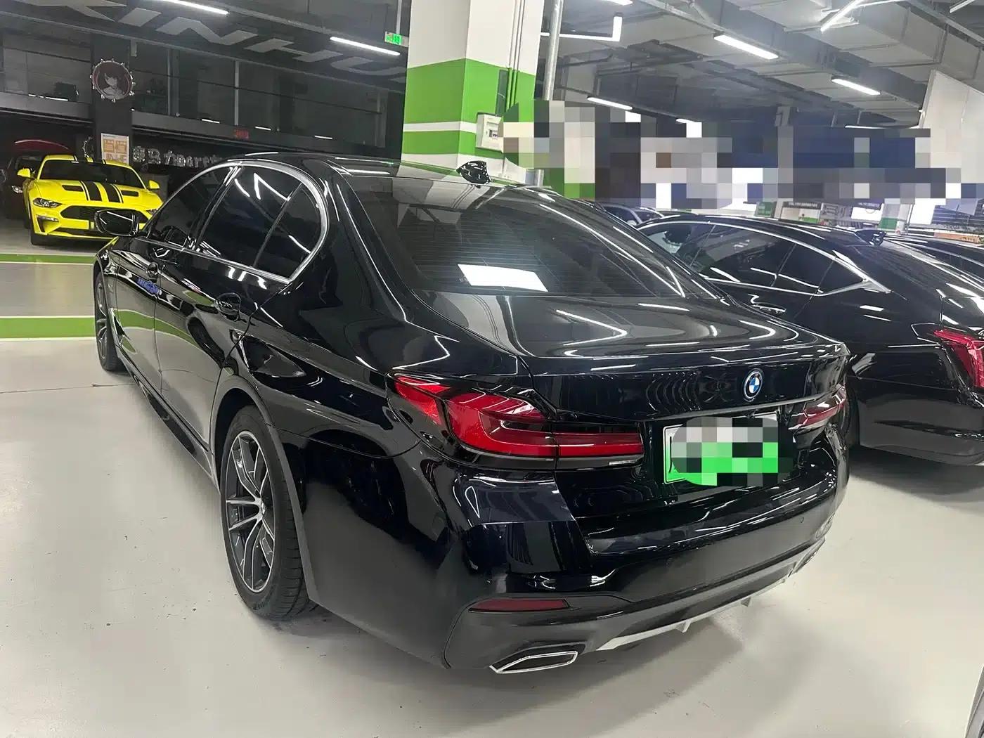 BMW 5 Series PHEV 2022 Facelift 535Le M Sport Package — миниатюра 4