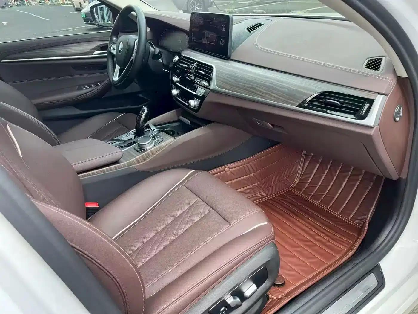 BMW 5 Series PHEV 2021 Facelift 535Le Luxury Package — миниатюра 4