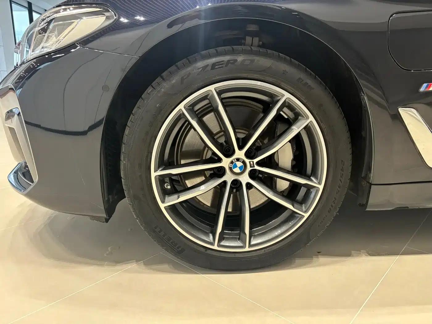 BMW 5 Series PHEV 2021 535Le M Sport Package — миниатюра 5