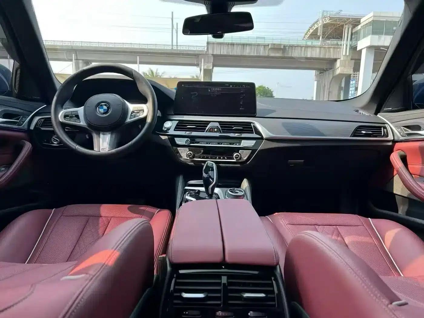 BMW 5 Series PHEV 2021 535Le M Sport Package — миниатюра 5