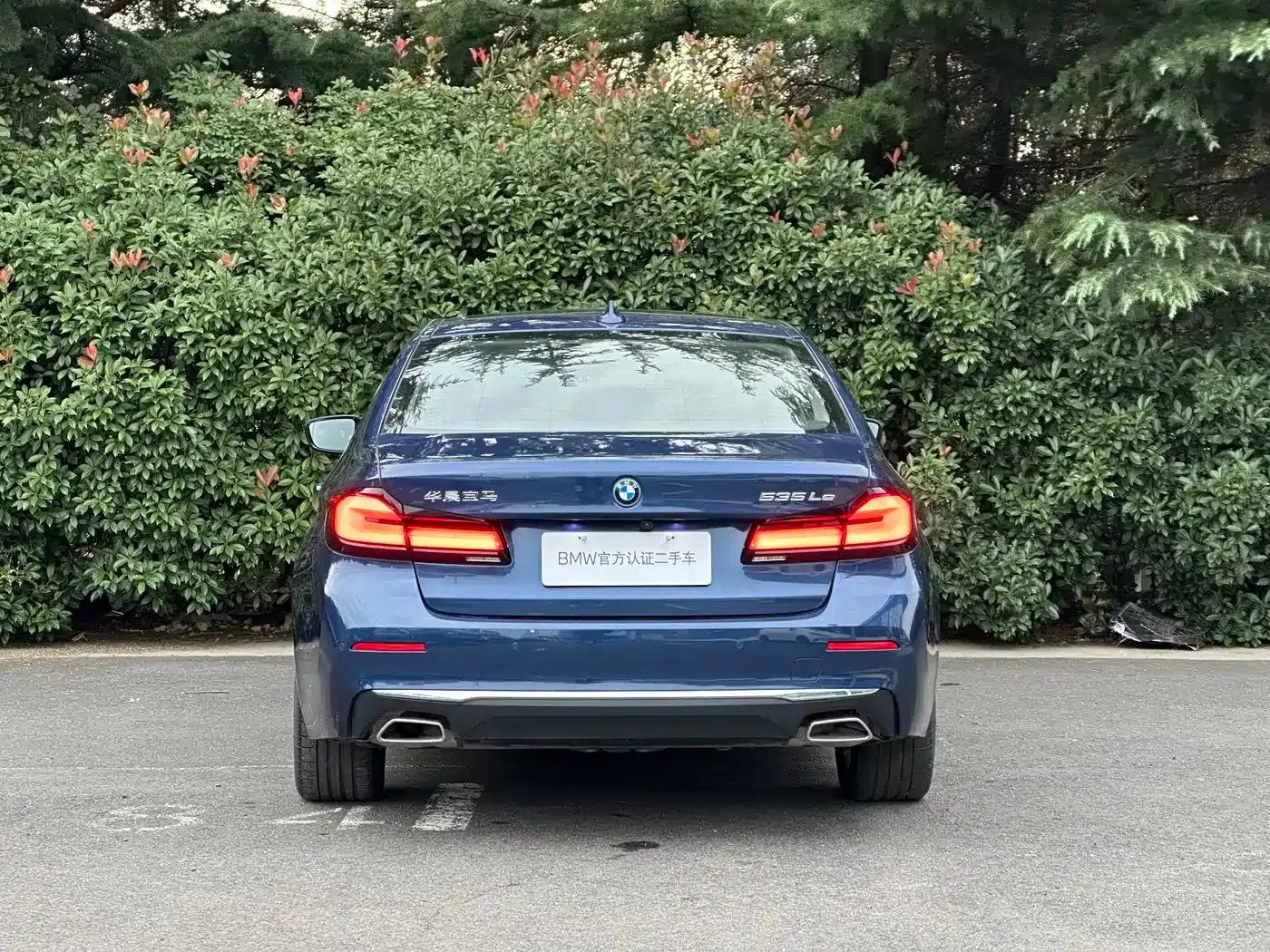 BMW 5 Series PHEV 2022 Facelift 535Le Luxury Package — миниатюра 5