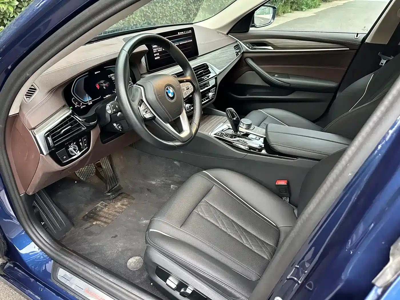 BMW 5 Series PHEV 2022 Facelift 535Le Luxury Package — миниатюра 6