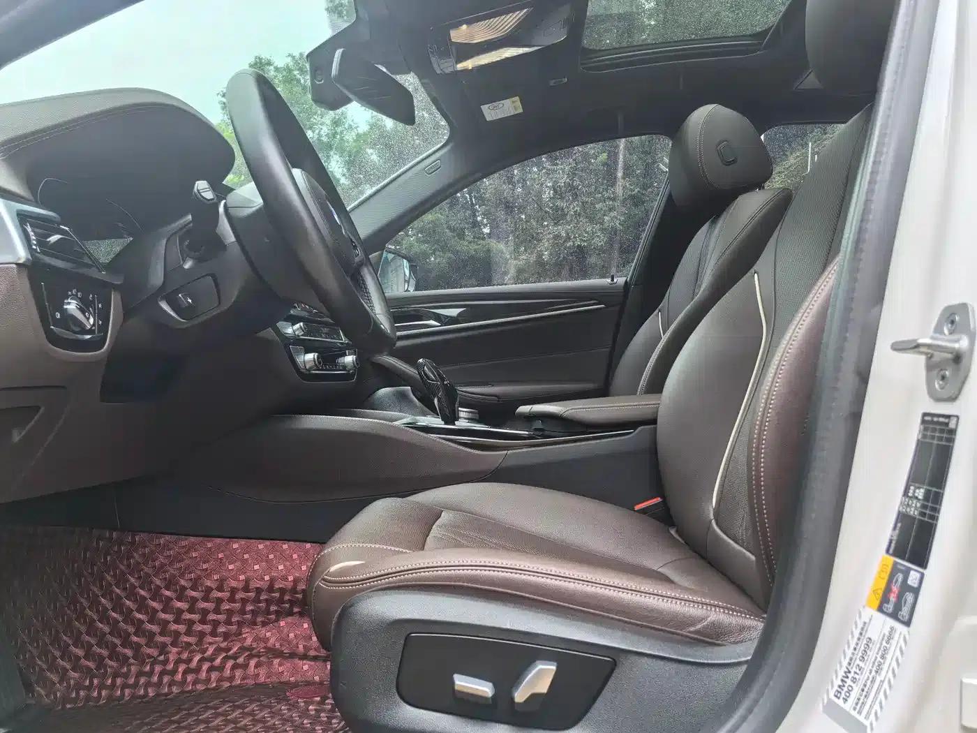 BMW 5 Series PHEV 2022 Facelift 535Le M Sport Package — миниатюра 7