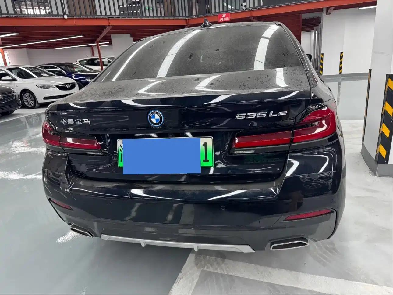 BMW 5 Series PHEV 2022 535Le M Sport Package — миниатюра 12