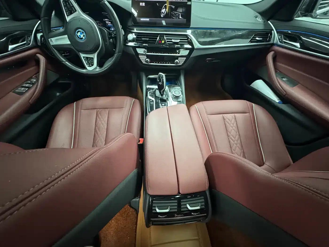 BMW 5 Series PHEV 2022 535Le M Sport Package — миниатюра 9