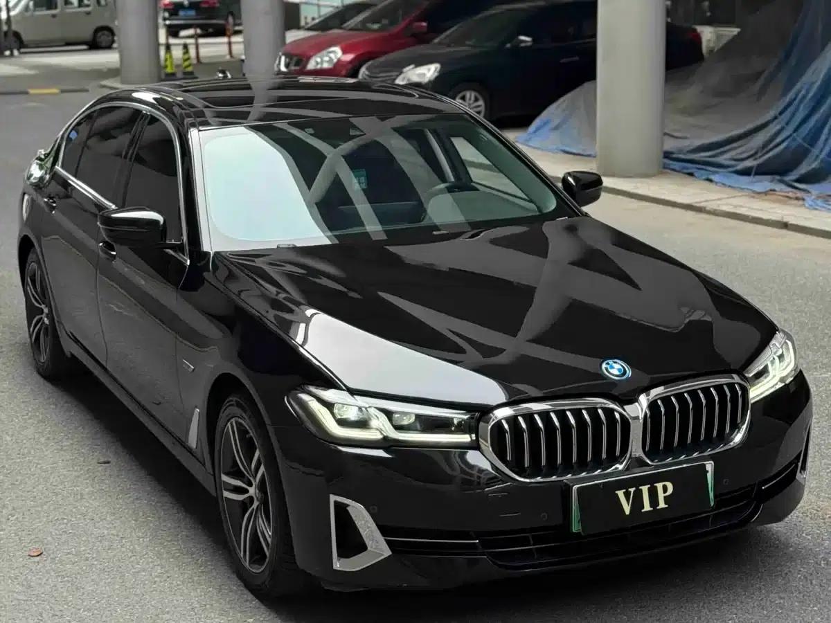 BMW 5 Series PHEV 2022 Facelift 535Le Luxury Package — миниатюра 3