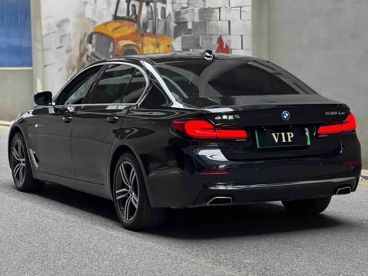 BMW 5 Series PHEV 2022 Facelift 535Le Luxury Package — миниатюра 6