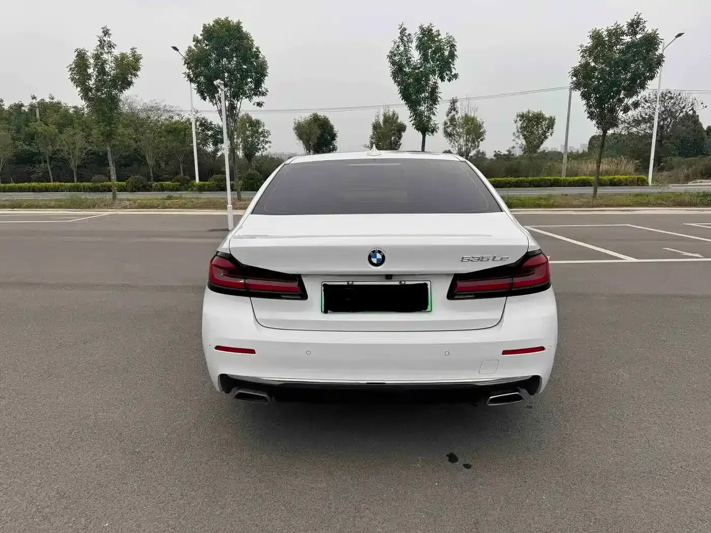 BMW 5 Series PHEV 2021 535Le Luxury Package — миниатюра 5