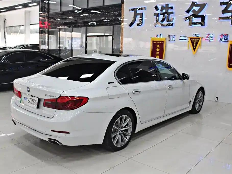 BMW 5 Series PHEV 2019 530Le Luxury Package — миниатюра 20