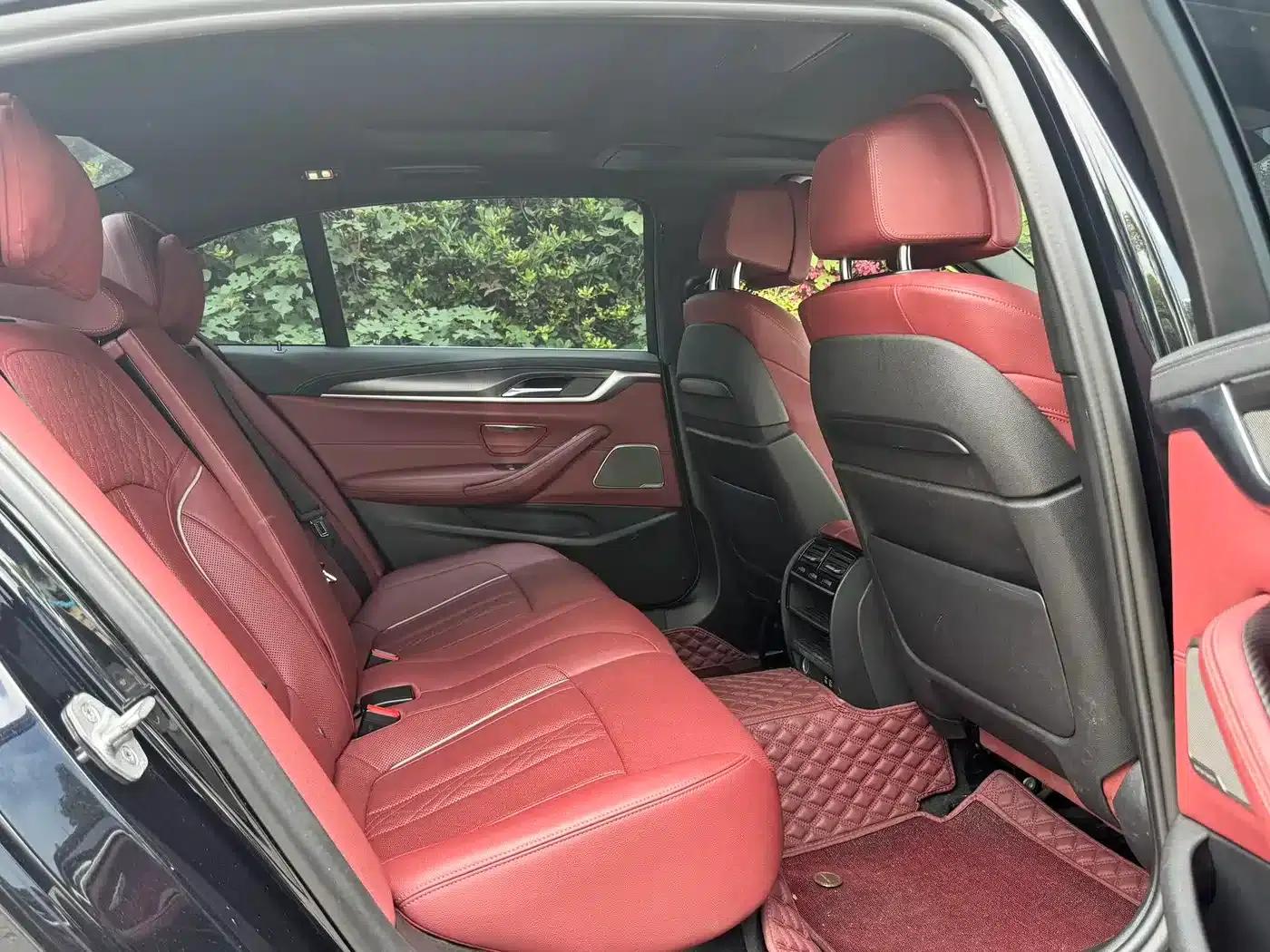 BMW 5 Series PHEV 2021 Facelift 535Le Pioneer Edition M Sport Package — миниатюра 11