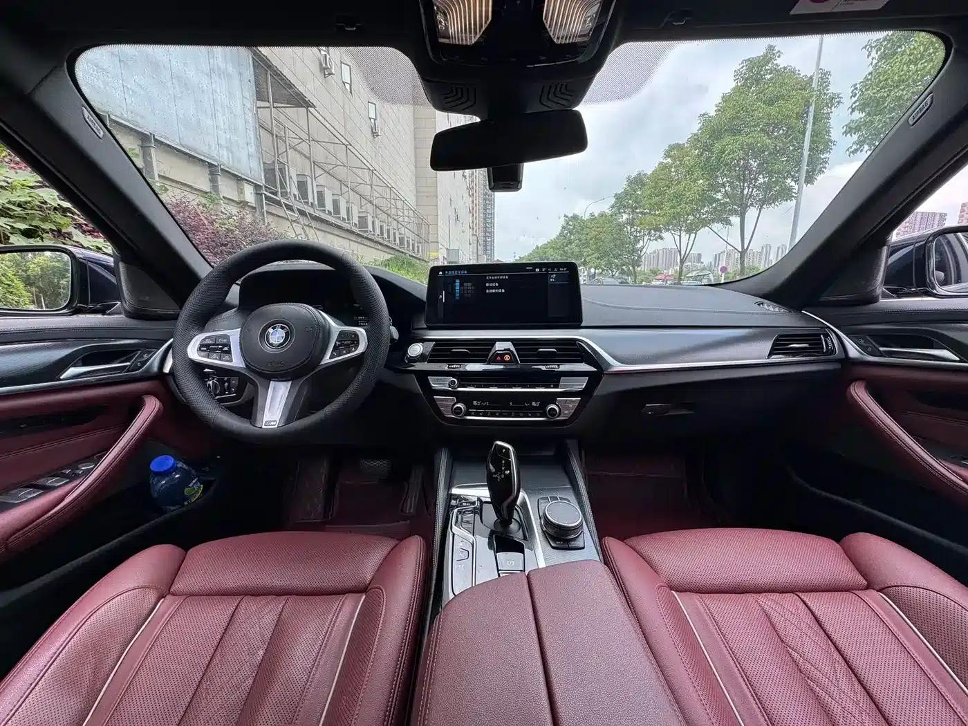 BMW 5 Series PHEV 2021 Facelift 535Le Pioneer Edition M Sport Package — миниатюра 6