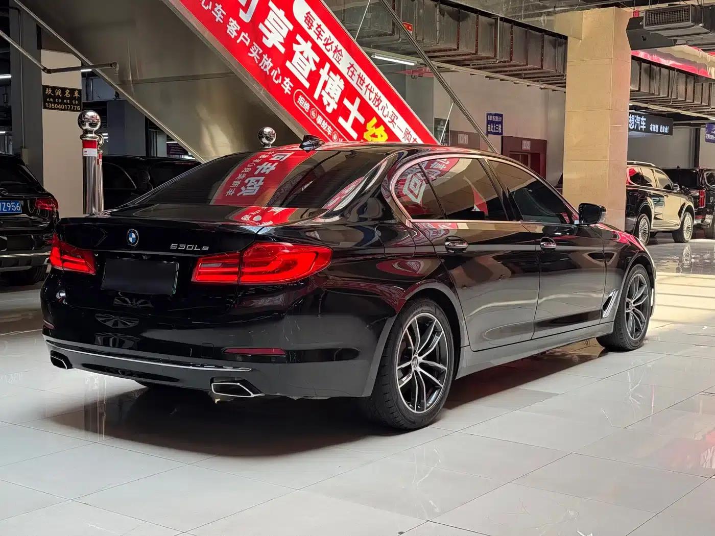 BMW 5 Series PHEV 2019 530Le Luxury Package — миниатюра 6