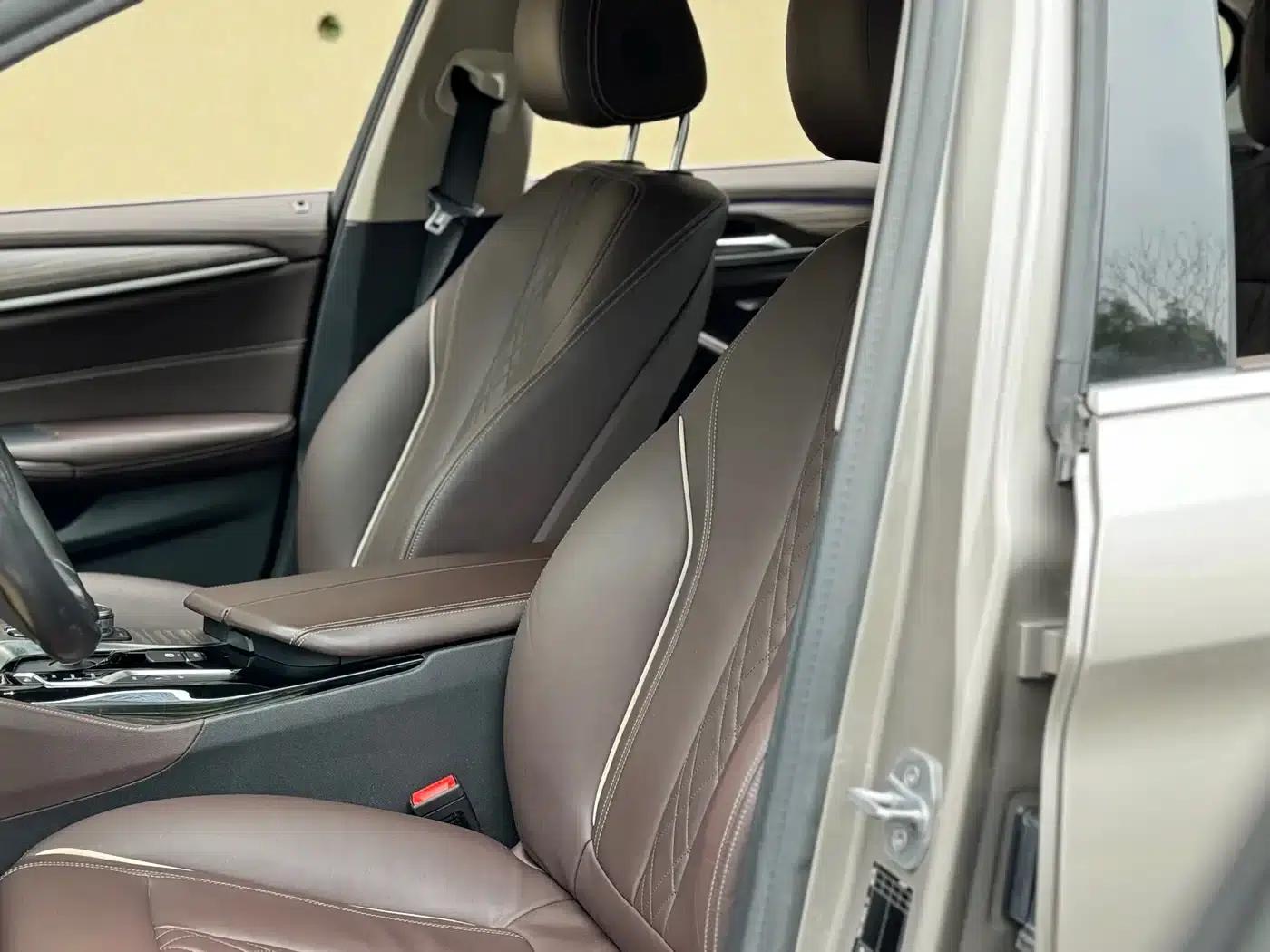 BMW 5 Series PHEV 2020 Mileage Upgrade Edition 530Le Luxury Package — миниатюра 14