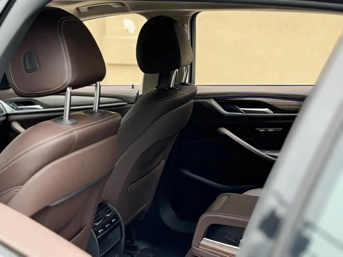 BMW 5 Series PHEV 2020 Mileage Upgrade Edition 530Le Luxury Package — миниатюра 17