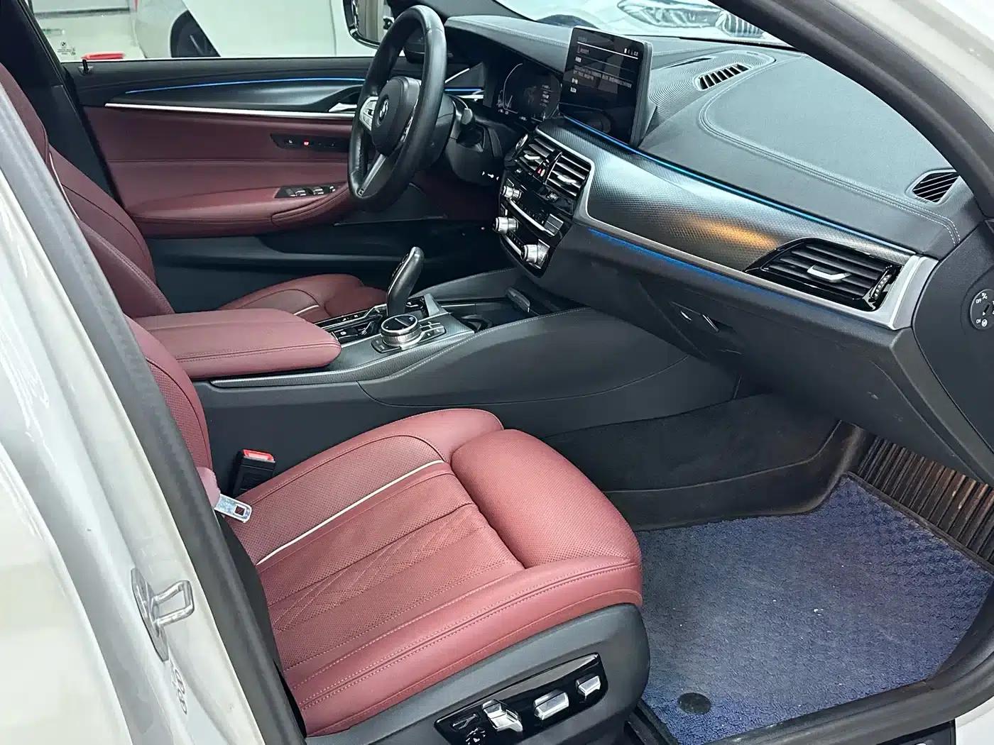 BMW 5 Series PHEV 2022 535Le Luxury Package — миниатюра 8
