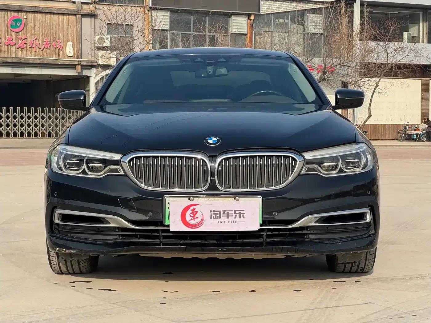 BMW 5 Series PHEV 2020 530Le Luxury Package — миниатюра 2