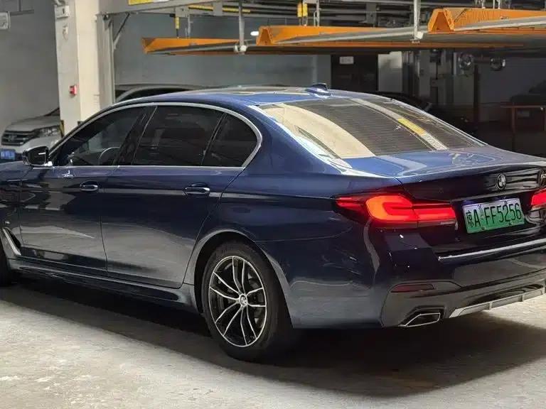 BMW 5 Series PHEV 2021 535Le Pioneer Edition M Sport Package — миниатюра 2