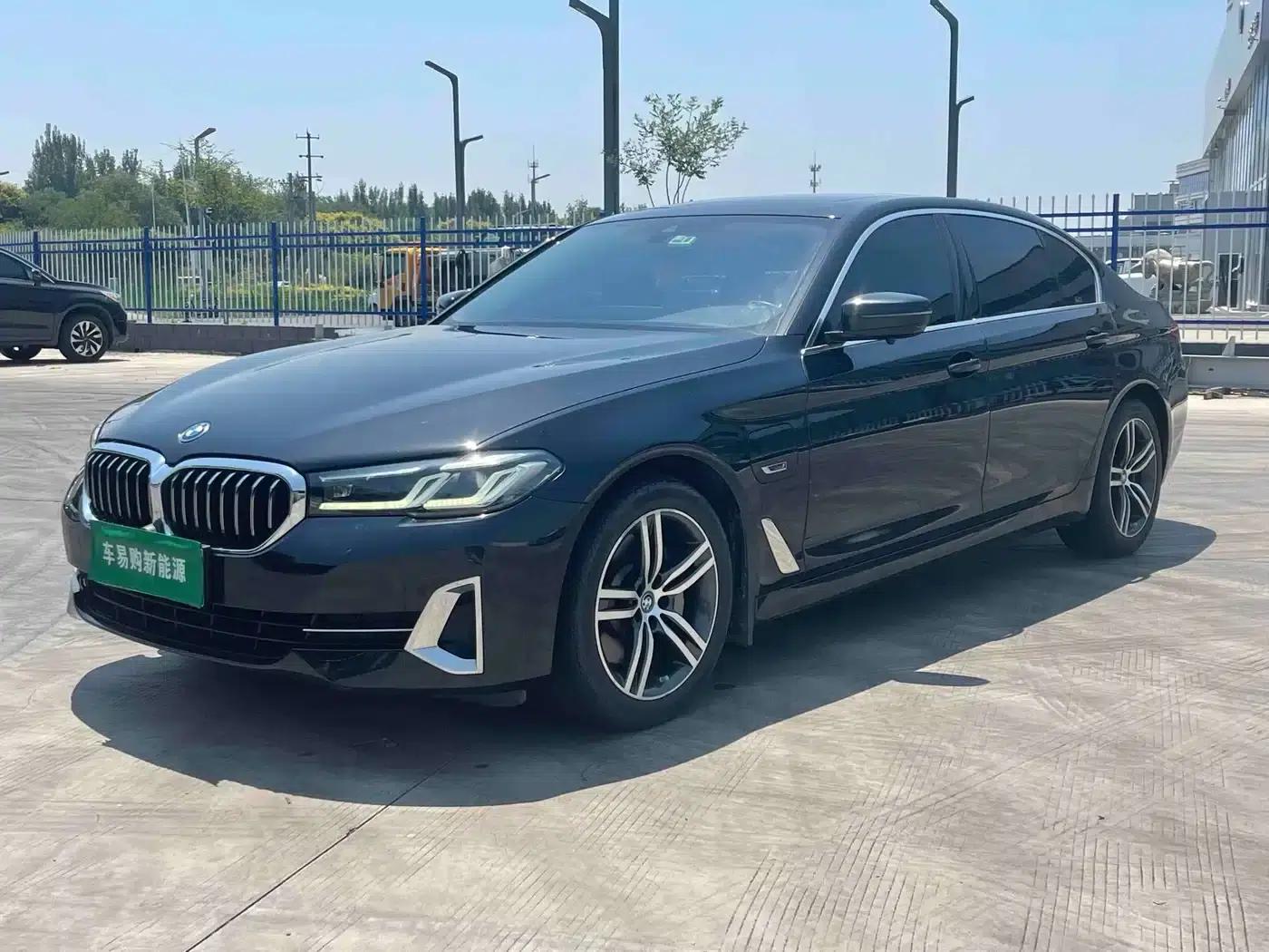 BMW 5 Series PHEV 2021 Facelift 535Le Luxury Package — миниатюра 11