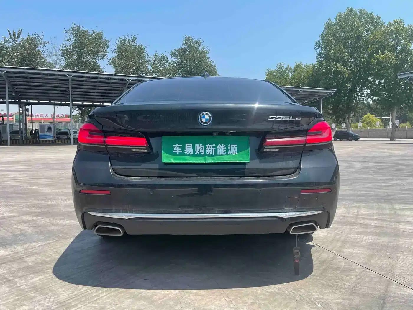 BMW 5 Series PHEV 2021 Facelift 535Le Luxury Package — миниатюра 19