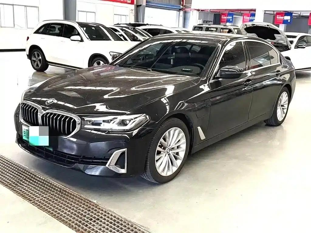 BMW 5 Series PHEV 2021 535Le M Sport Package — миниатюра 1