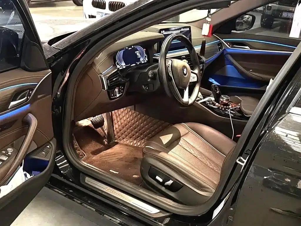 BMW 5 Series PHEV 2021 535Le M Sport Package — миниатюра 8