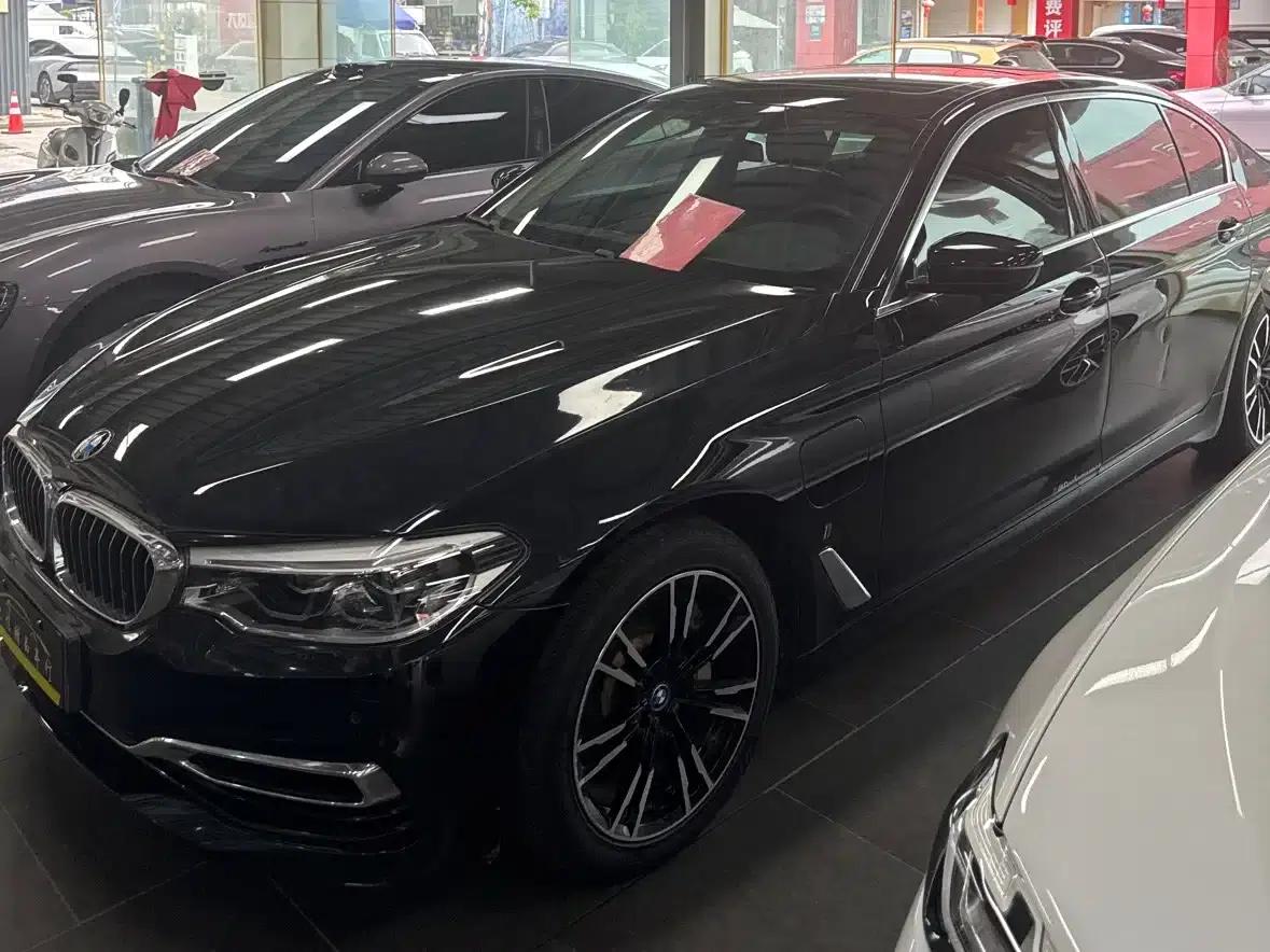 BMW 5 Series PHEV 2019 Facelift 530Le Luxury Package — миниатюра 11