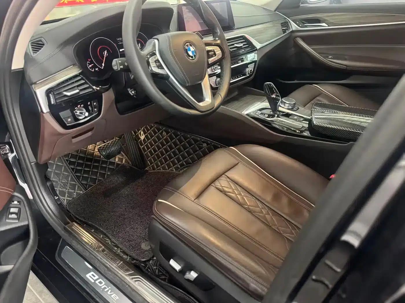 BMW 5 Series PHEV 2019 Facelift 530Le Luxury Package — миниатюра 3