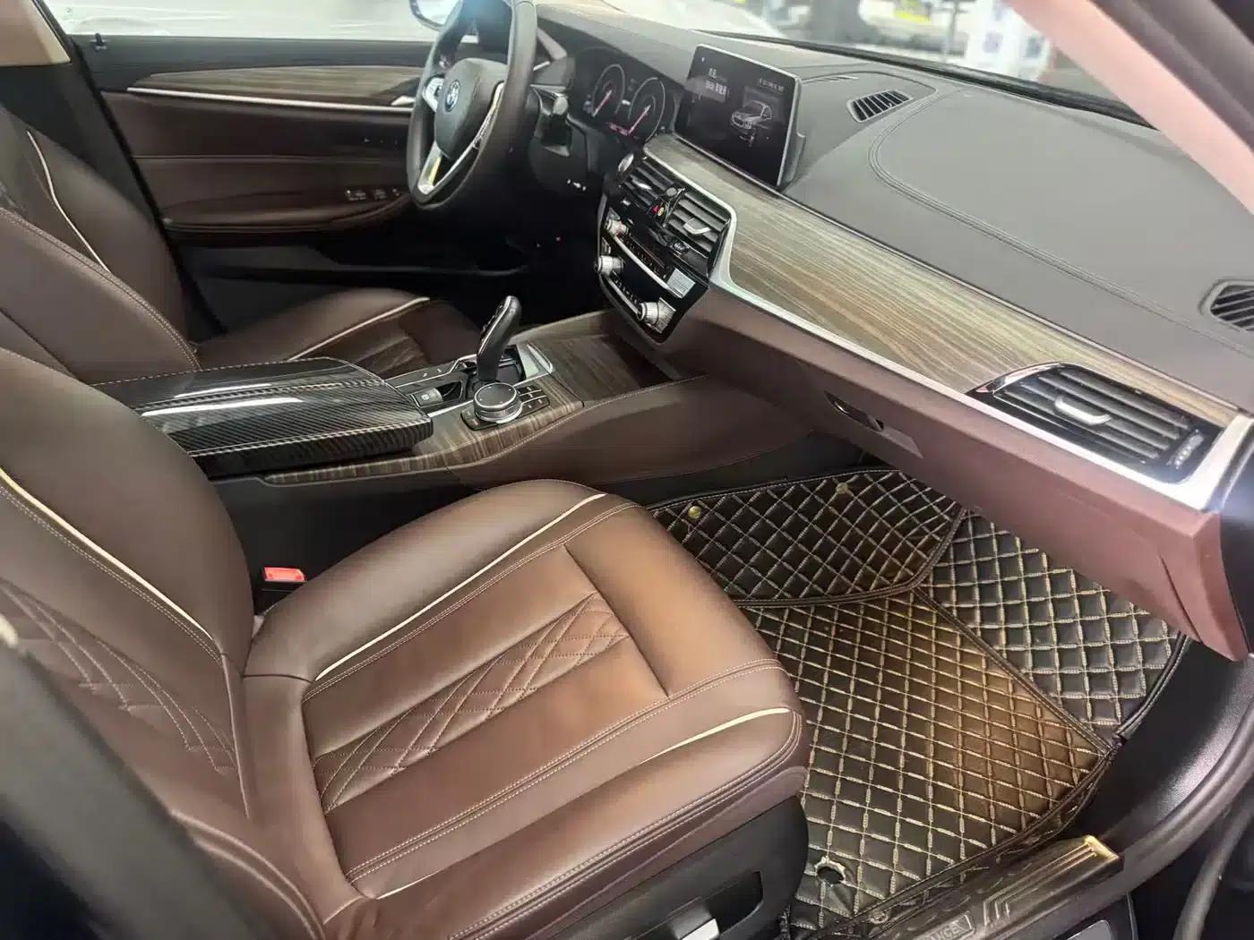 BMW 5 Series PHEV 2019 Facelift 530Le Luxury Package — миниатюра 5