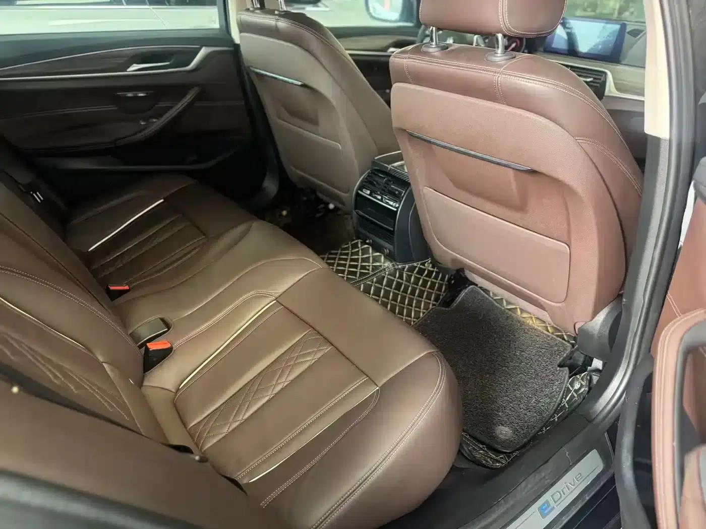 BMW 5 Series PHEV 2019 Facelift 530Le Luxury Package — миниатюра 7
